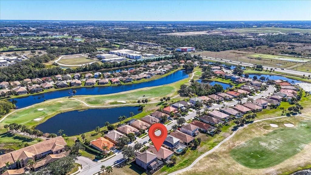 Image 55 of property listing at 8997 STONE HARBOUR LOOP, Bradenton, FL 34212