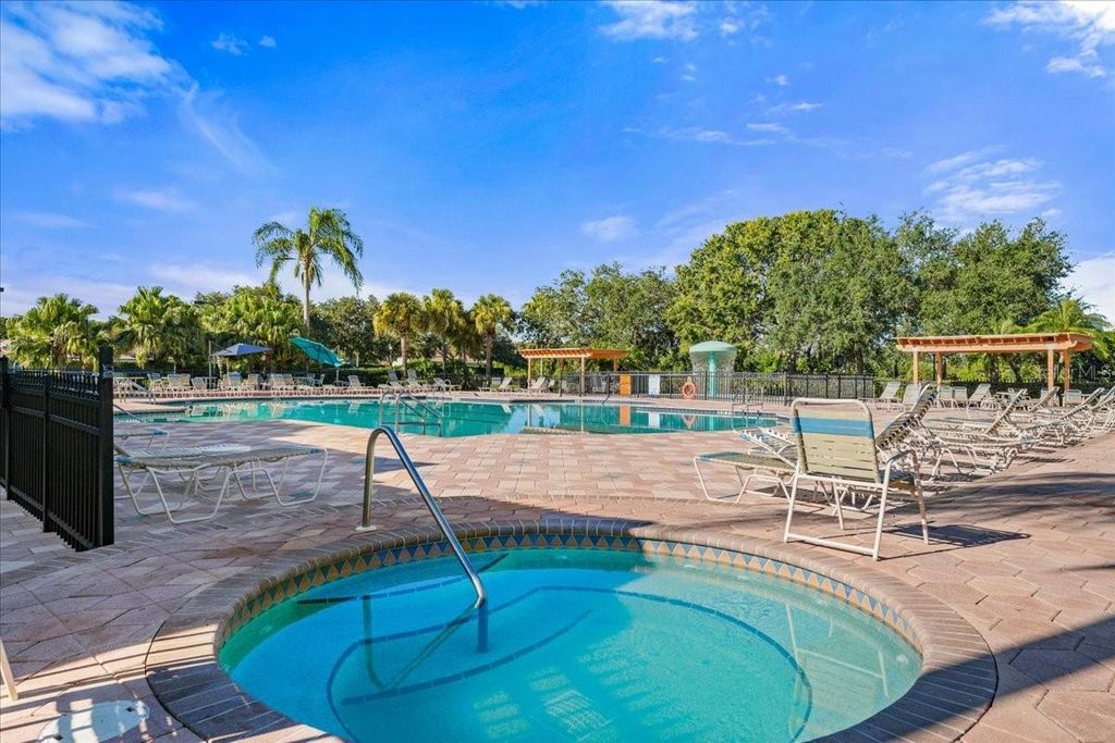 Image 70 of property listing at 8997 STONE HARBOUR LOOP, Bradenton, FL 34212