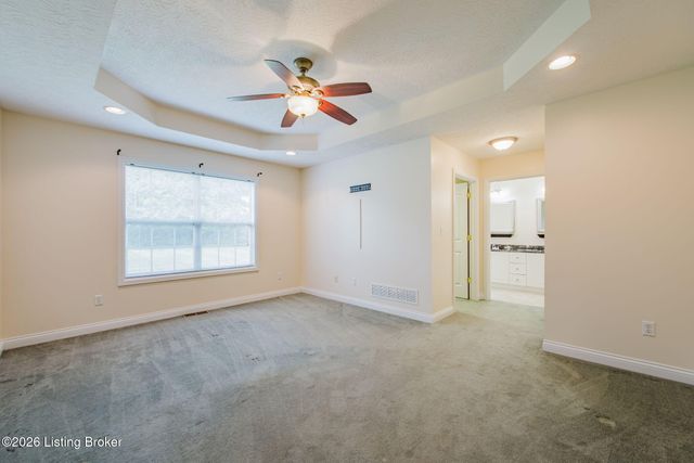 419 Deer Lake Rd, Elizabethtown, KY 42701