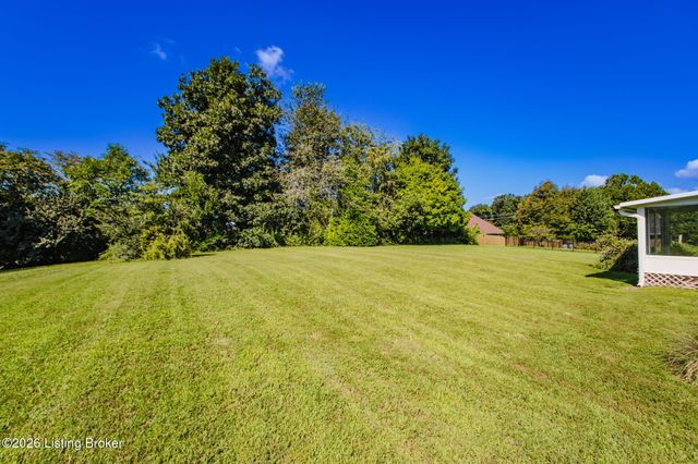 419 Deer Lake Rd, Elizabethtown, KY 42701