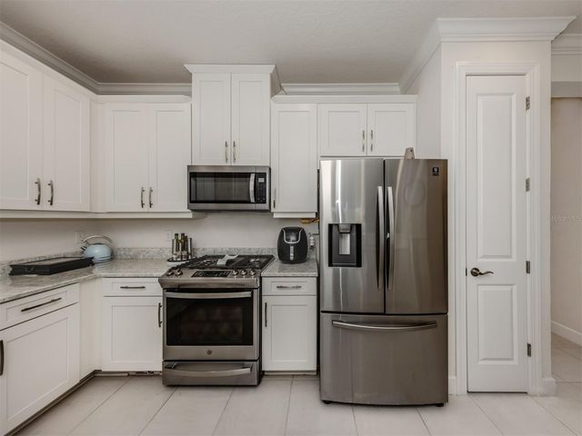 5853 SEMOLINO STREET, Nokomis, FL 34275