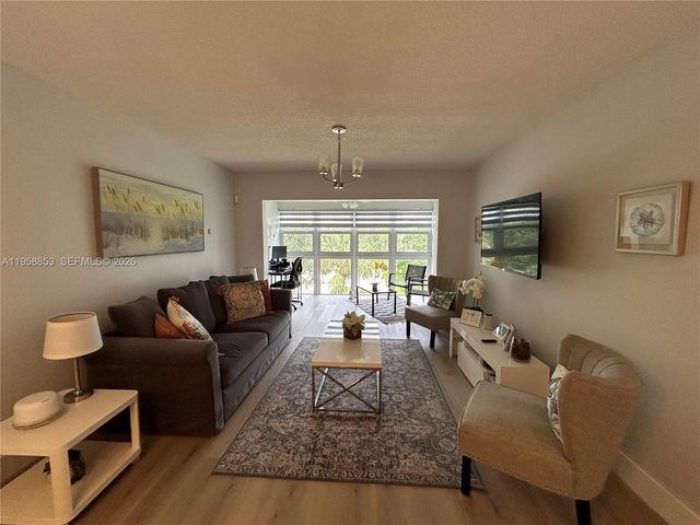 1501 S Ocean Blvd 315, Lauderdale By The Sea, FL 33062