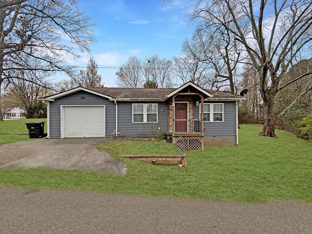 1919 Palos Street, Athens, TN 37303