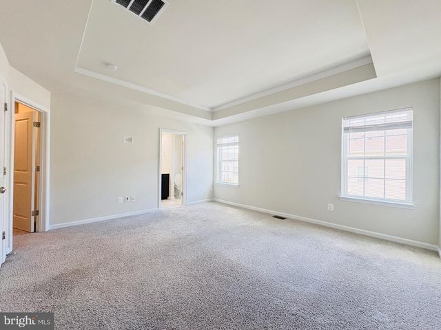 11032 BLACKBURN COVE LN, Manassas, VA 20109