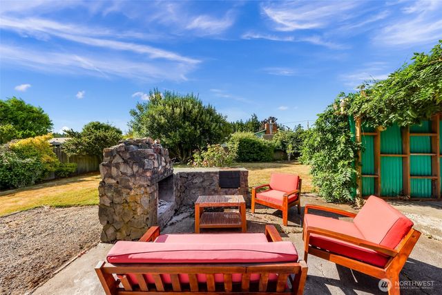 1505 39th Street, Anacortes, WA 98221