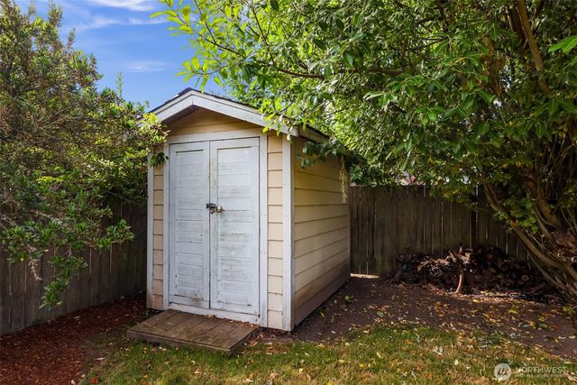 1505 39th Street, Anacortes, WA 98221