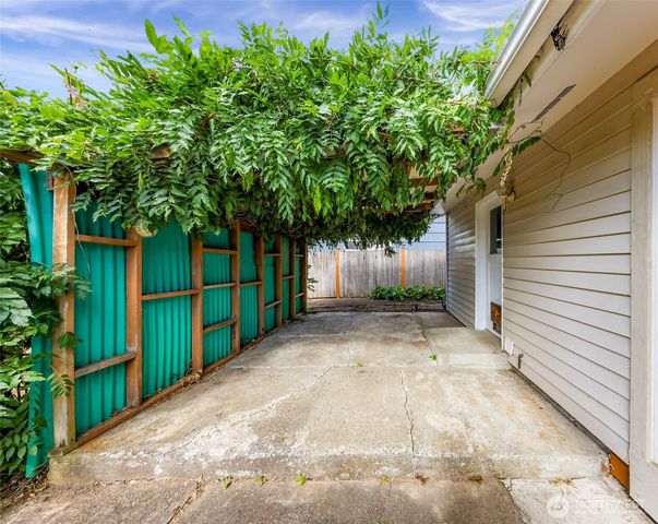 1505 39th Street, Anacortes, WA 98221