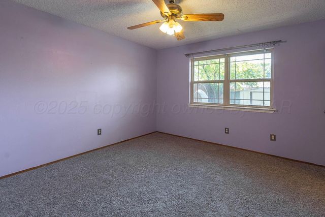 6420 MOOREGATE Drive, Amarillo, TX 79109