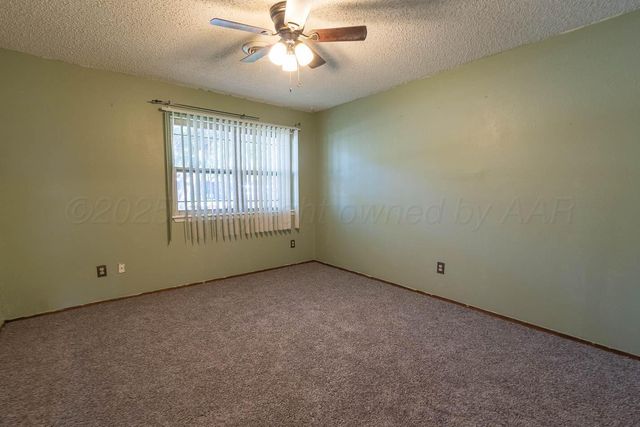 6420 MOOREGATE Drive, Amarillo, TX 79109