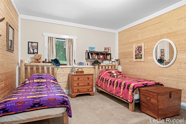 13015 Ritchie Avenue, Cedar Springs, MI 49319