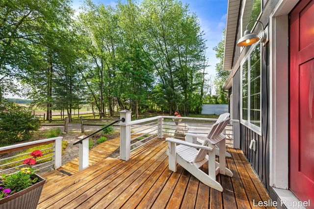 13015 Ritchie Avenue, Cedar Springs, MI 49319