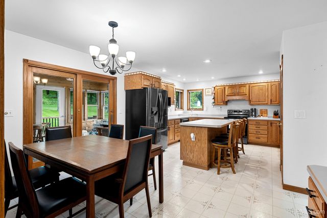 W5974 Springview Dr, Norway, MI 49870