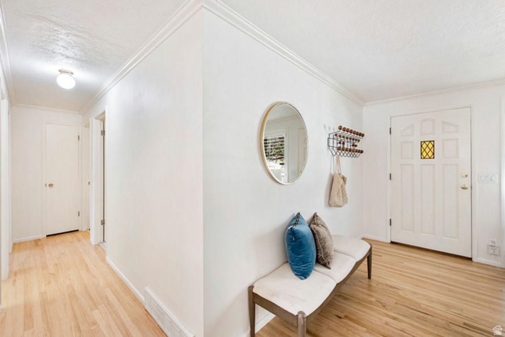 958 E TRITOMA AVE, Sandy, UT 84094 — photo 4