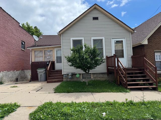 1930 S 6th STREET, Milwaukee, WI 53204