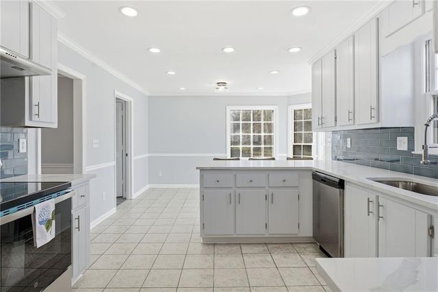 5008 Shallow Ridge NE Road, Kennesaw, GA 30144