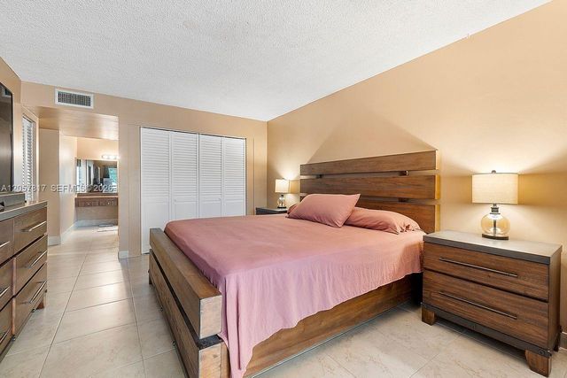 6655 W Broward Boulevard 200, Plantation, FL 33317