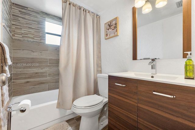 6655 W Broward Boulevard 200, Plantation, FL 33317