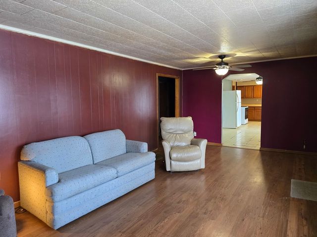 3435 Highway 13, Harrisburg, IL 62946