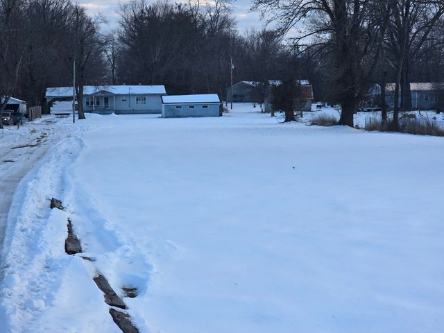 3435 Highway 13, Harrisburg, IL 62946