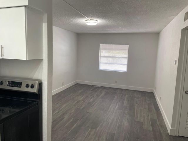 1450 SW 8th Court, Fort Lauderdale, FL 33312