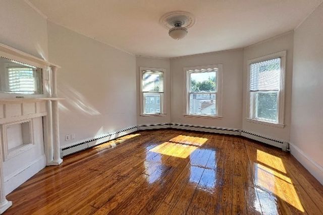 335 Beacon Sr 3, Somerville, MA 02143