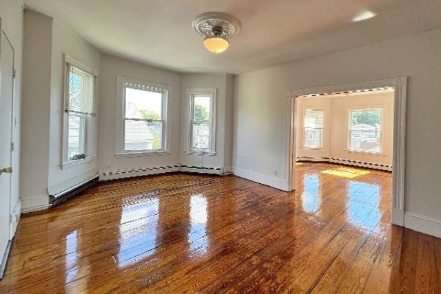 335 Beacon Sr 3, Somerville, MA 02143