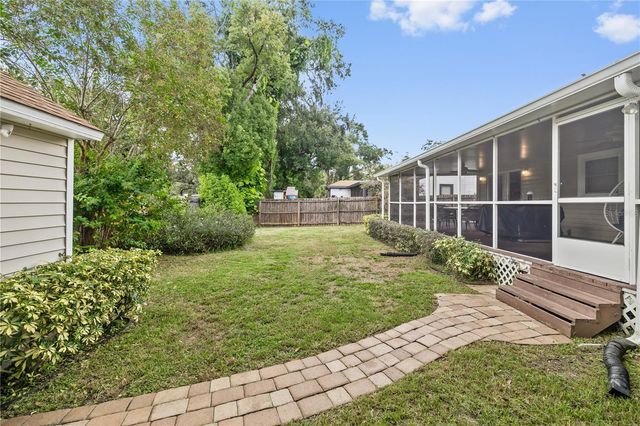 6914 N LYNN AVENUE, Tampa, FL 33604