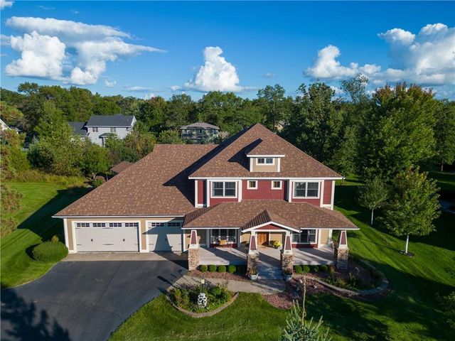 907 Sandalwood Drive, Altoona, WI 54720