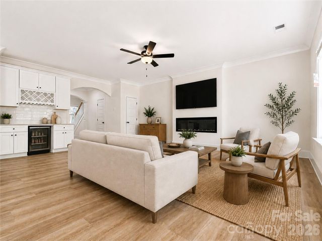 1228 N Sharon Amity Road, Charlotte, NC 28211