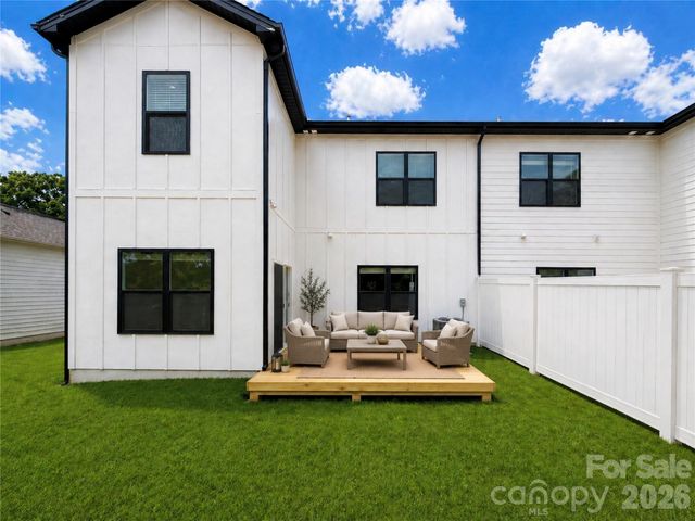 1228 N Sharon Amity Road, Charlotte, NC 28211