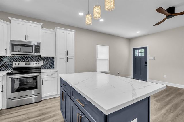 8529 Dosia Street A, Houston, TX 77051