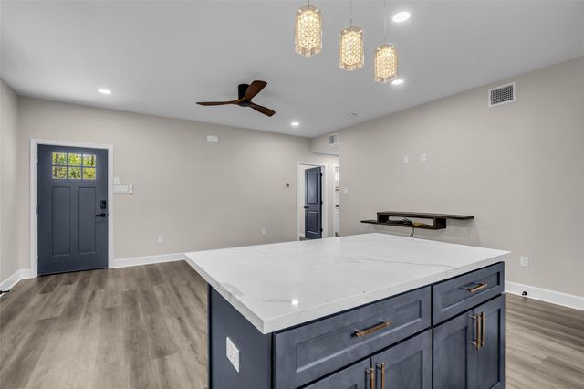 8529 Dosia Street A, Houston, TX 77051