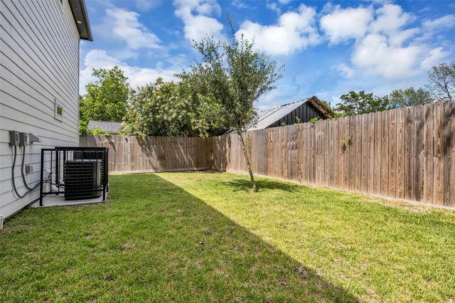 8529 Dosia Street A, Houston, TX 77051