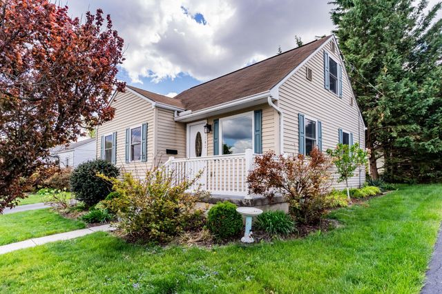 1303 KINGSLEY RD, Camp Hill, PA 17011