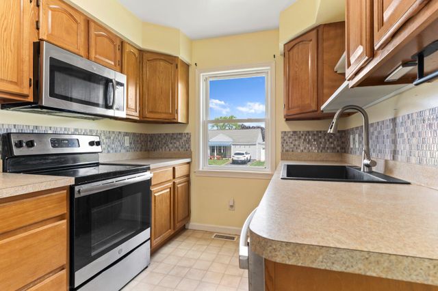1303 KINGSLEY RD, Camp Hill, PA 17011