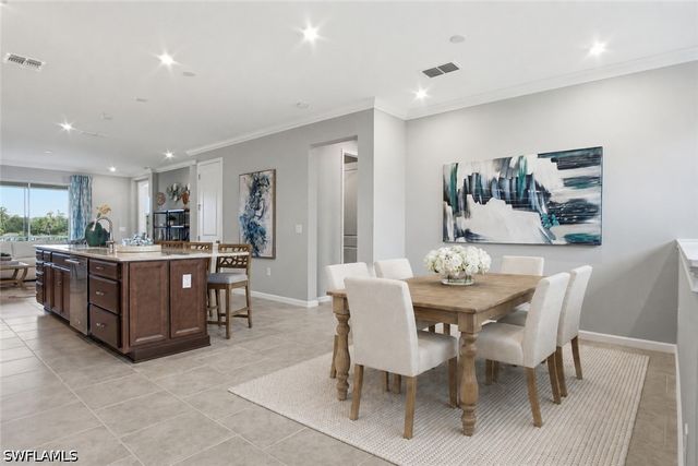 4578 Arboretum CIR 202, Naples, FL 34112