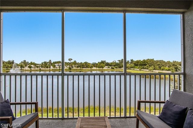 4578 Arboretum CIR 202, Naples, FL 34112
