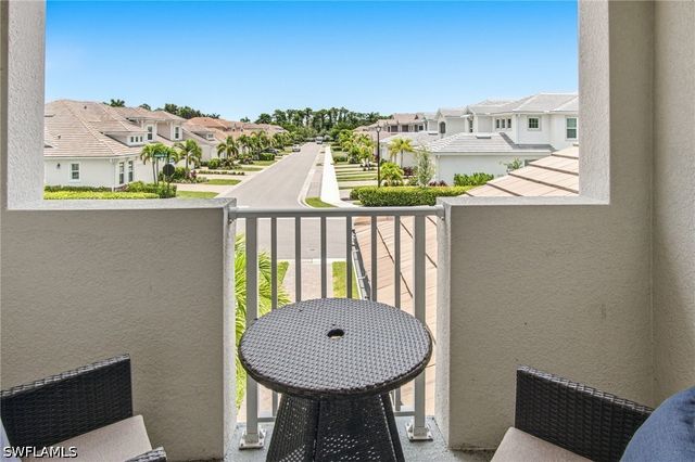 4578 Arboretum CIR 202, Naples, FL 34112