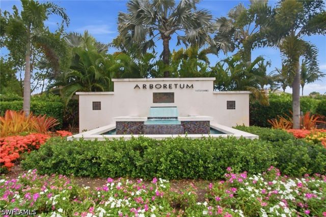 4578 Arboretum CIR 202, Naples, FL 34112