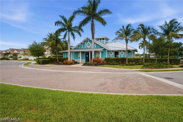 4578 Arboretum CIR 202, Naples, FL 34112