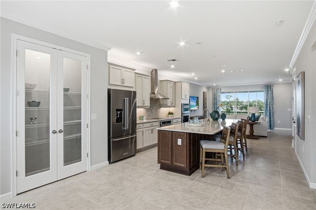 4578 Arboretum CIR 202, Naples, FL 34112