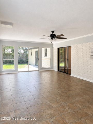 5615 Ahekolo Circle, Diamondhead, MS 39525