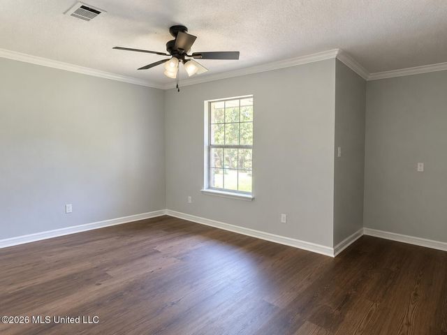 5615 Ahekolo Circle, Diamondhead, MS 39525