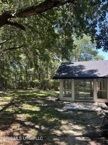 5615 Ahekolo Circle, Diamondhead, MS 39525