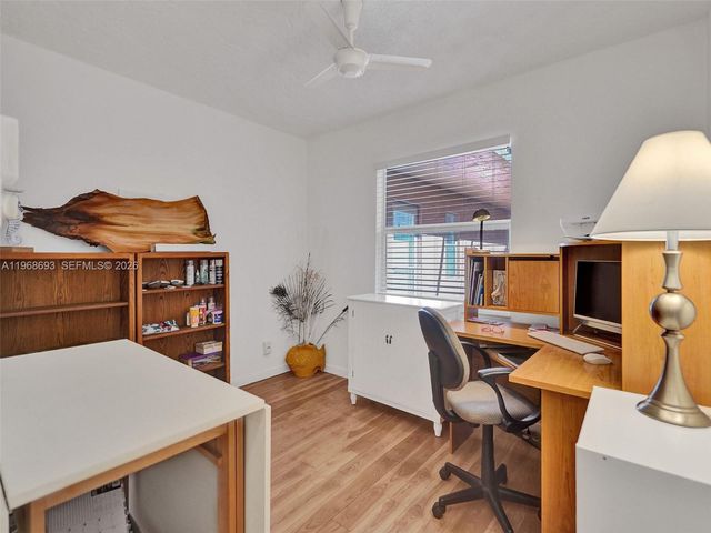 2861 Somerset Dr 211, Lauderdale Lakes, FL 33311