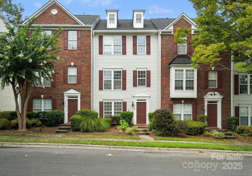 11738 Fiddlers Roof Lane, Charlotte, NC 28277