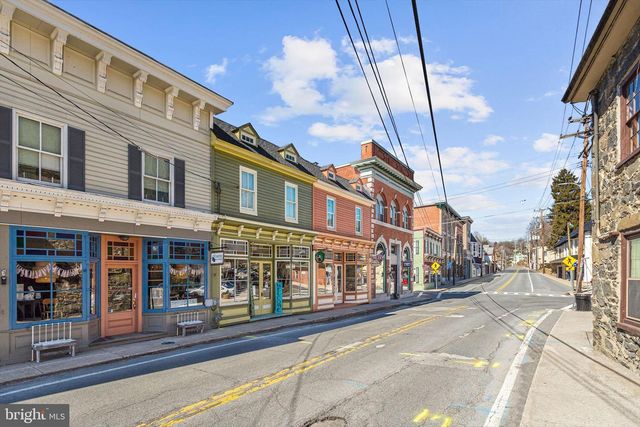 7341 NORRIS AVE, Sykesville, MD 21784