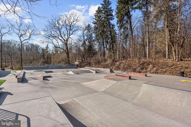 7341 NORRIS AVE, Sykesville, MD 21784