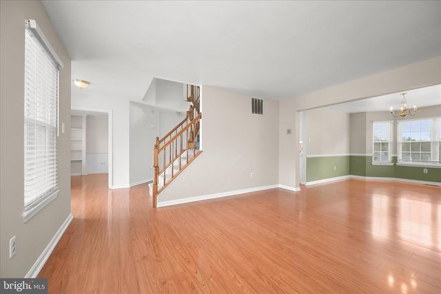 7341 NORRIS AVE, Sykesville, MD 21784