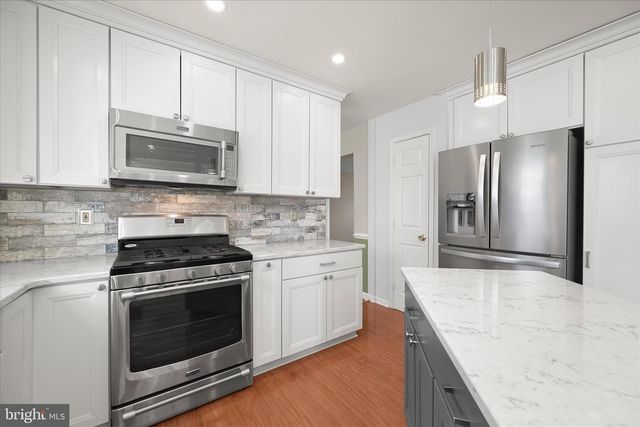 7341 NORRIS AVE, Sykesville, MD 21784